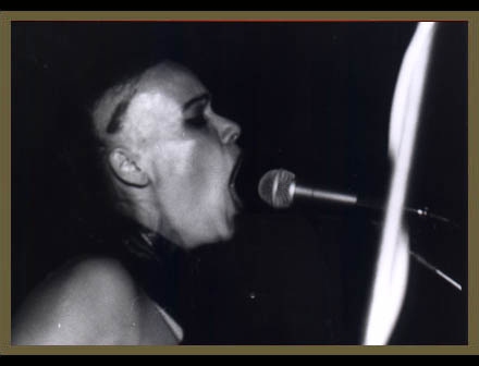 Der Marabu at 007 club, Prague, 1995